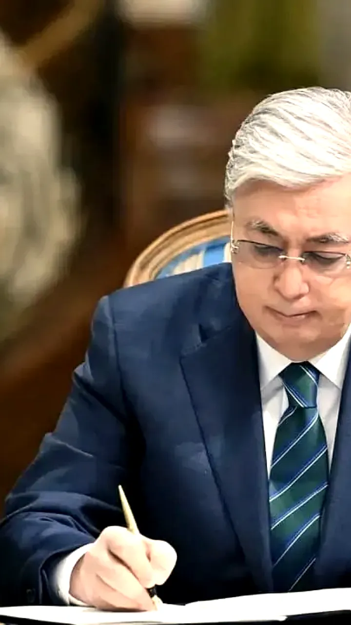 Президент Казахстана инициирует внедрение ИИ в школы для улучшения образования
