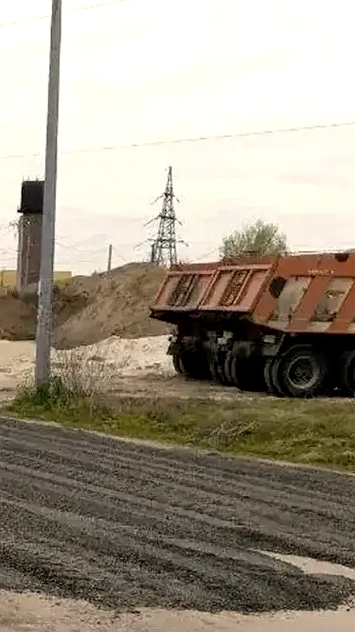 В Волгограде обновляют дороги и наносят новую разметку