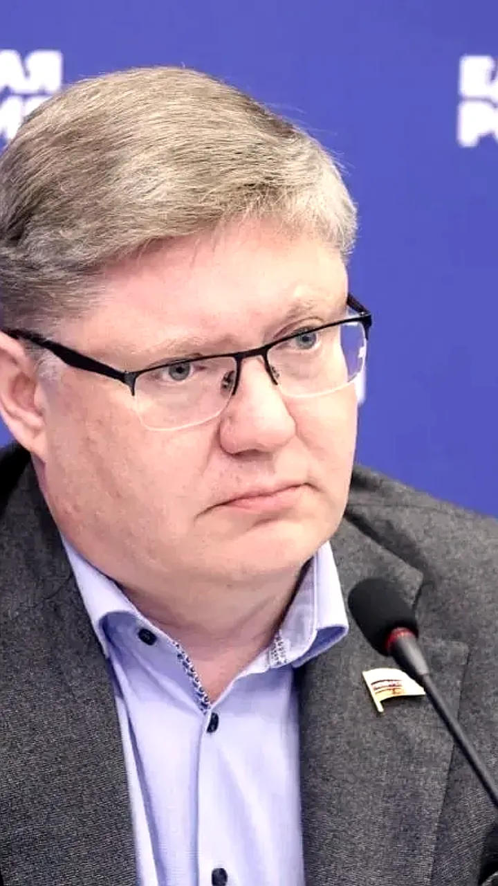 Госдума отклонила электронные уведомления об увольнении