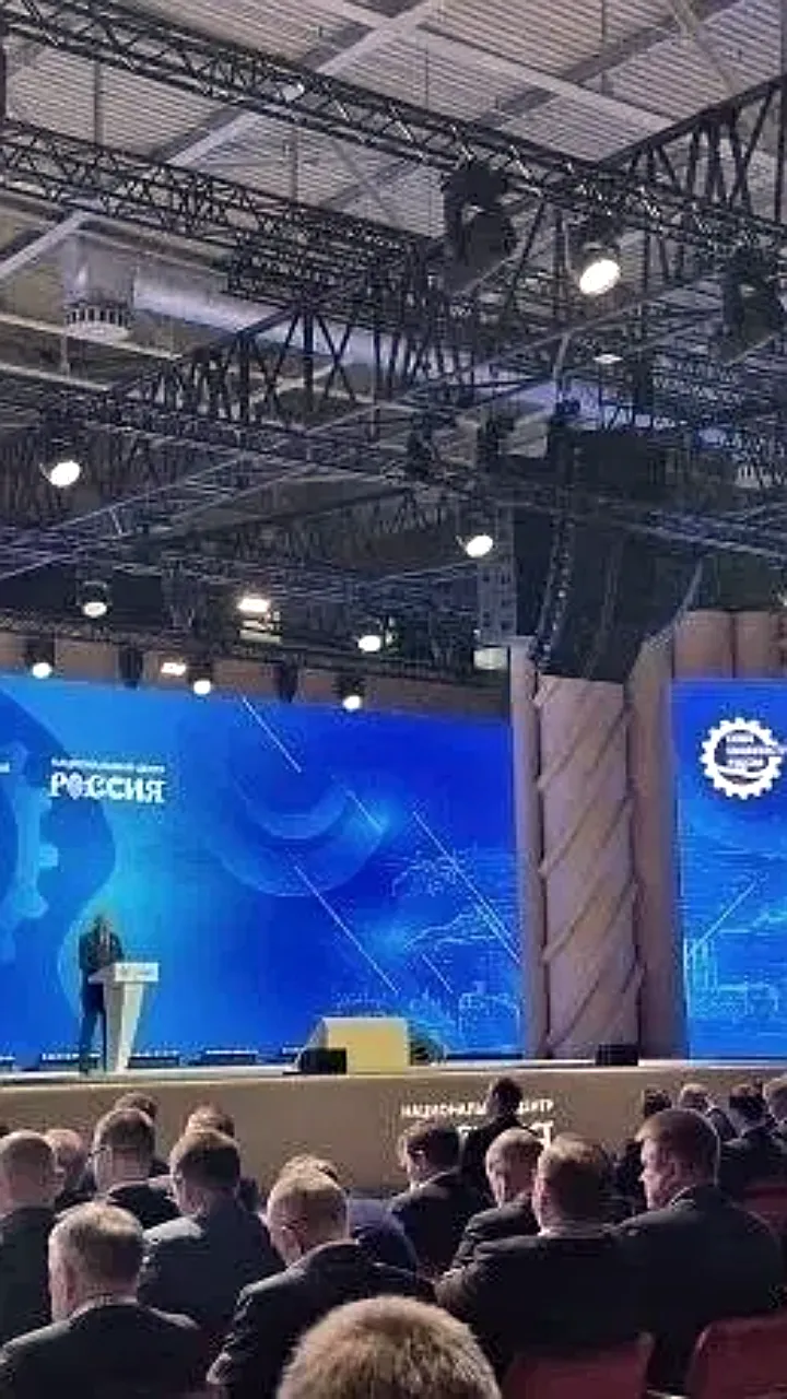 Владимир Якушев подчеркивает важность сотрудничества Единой России и Союза машиностроителей для развития промышленности