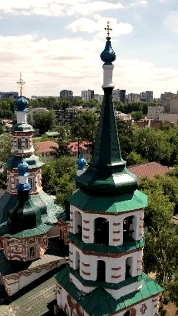 Архитектурная подсветка зданий в Череповце и Иркутске к юбилеям городов