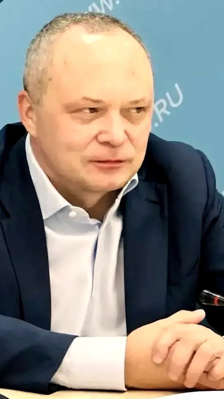 Круглый стол по выборам 2026: эксперты обсуждают стартовые позиции и рейтинги