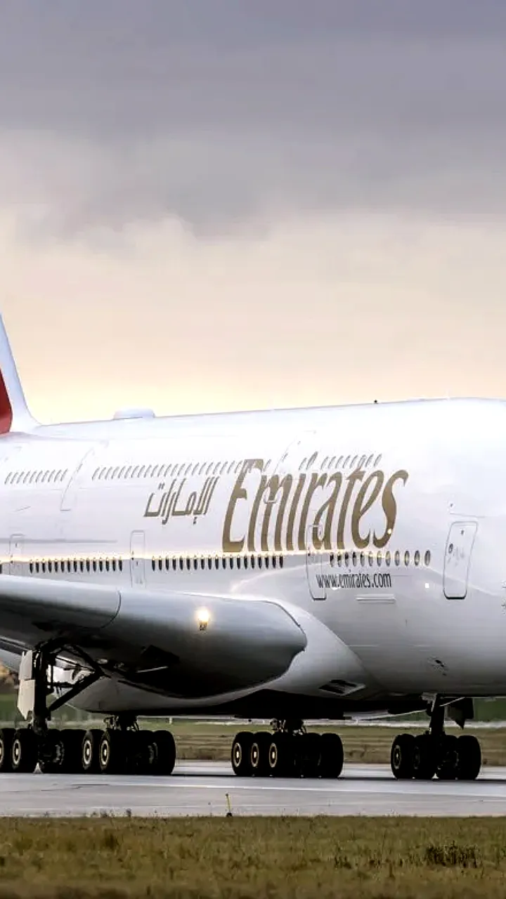 Emirates внедряет бесплатный Wi-Fi от Starlink на своих самолетах