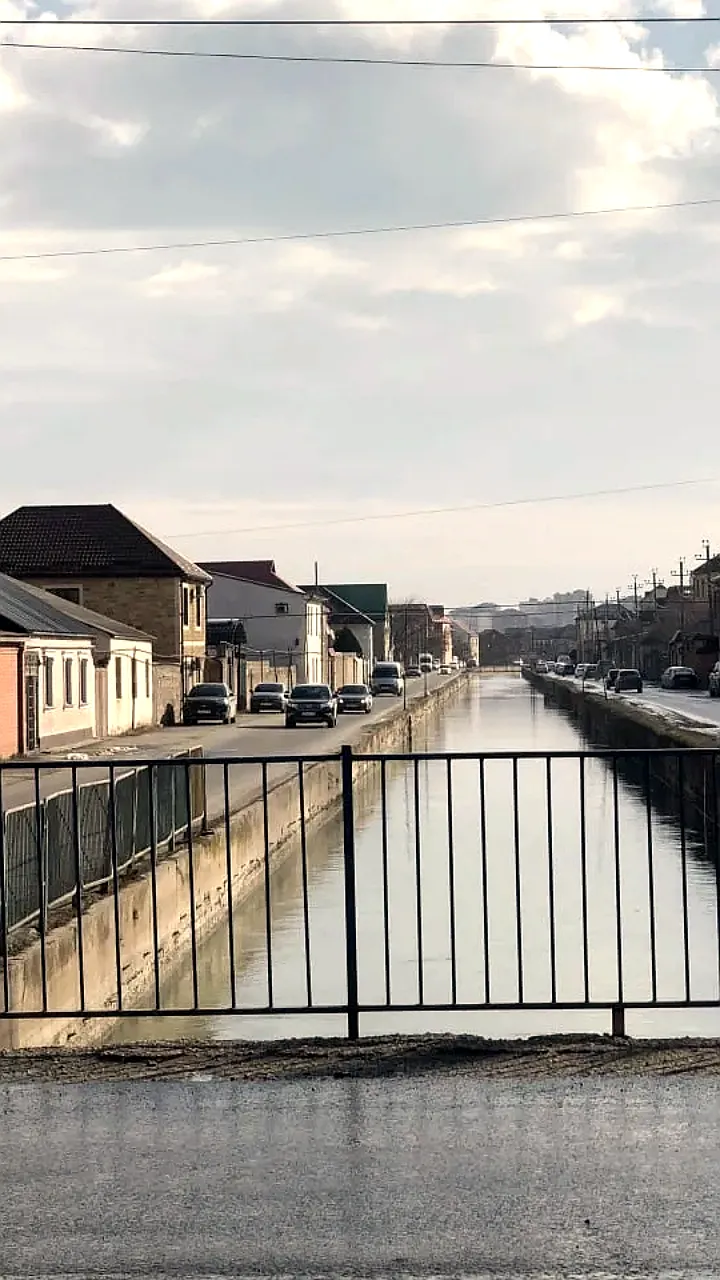 В Махачкале временно приостановлена подача воды из-за ожидаемых осадков